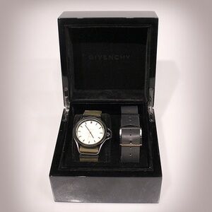 Givenchy Presents the "Seventeen" Watch by Riccardo Tisci ( Limited Edition)